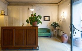Hotel Moderno